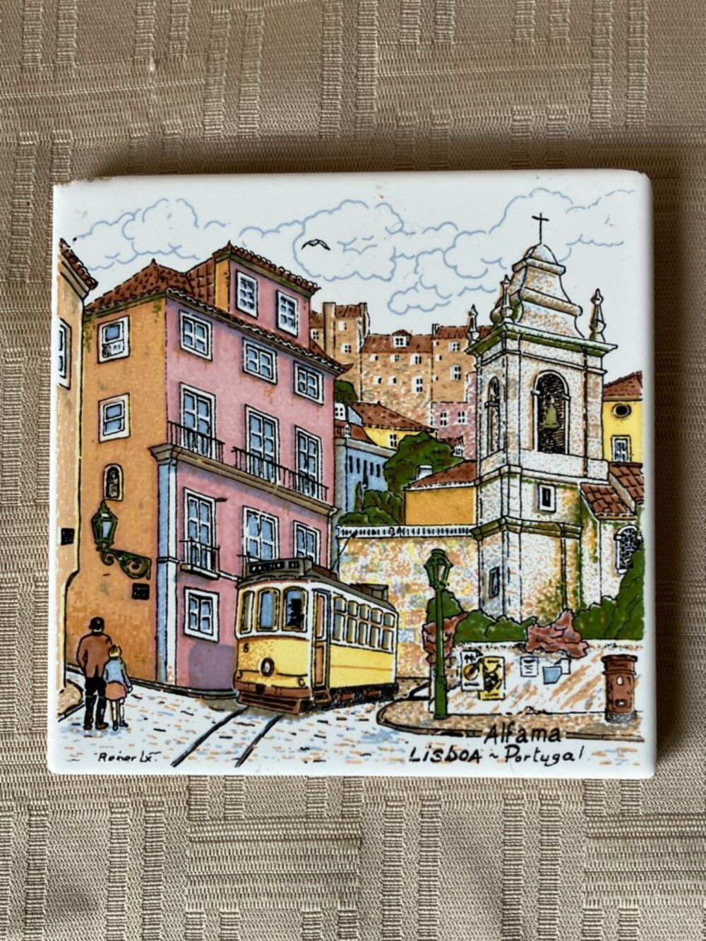 Vintage Portuguese Tile 4.25"x4.25", Beautiful City / Building Scene Alfama Lisb